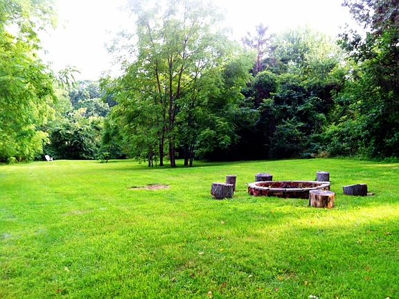 HUGE BACKYARD W/ FIRE PIT