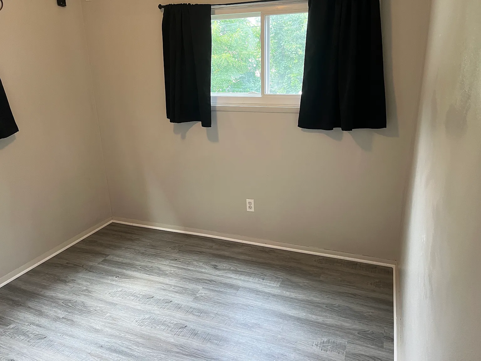 2 bed, 900 sqft, $1,550 — Photo 2