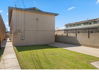 9226 Palm St #B, Bellflower, CA 90706