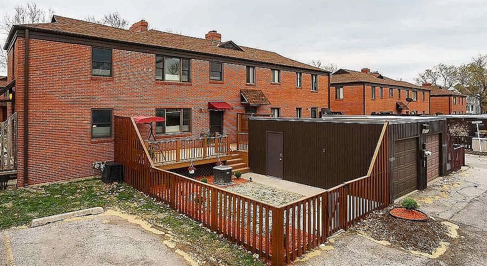 1st image of 3207 N 20th Ct
