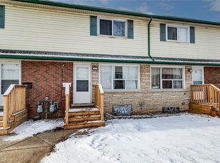 164 Jansen Ave #15, Kitchener, ON N2A 2L7