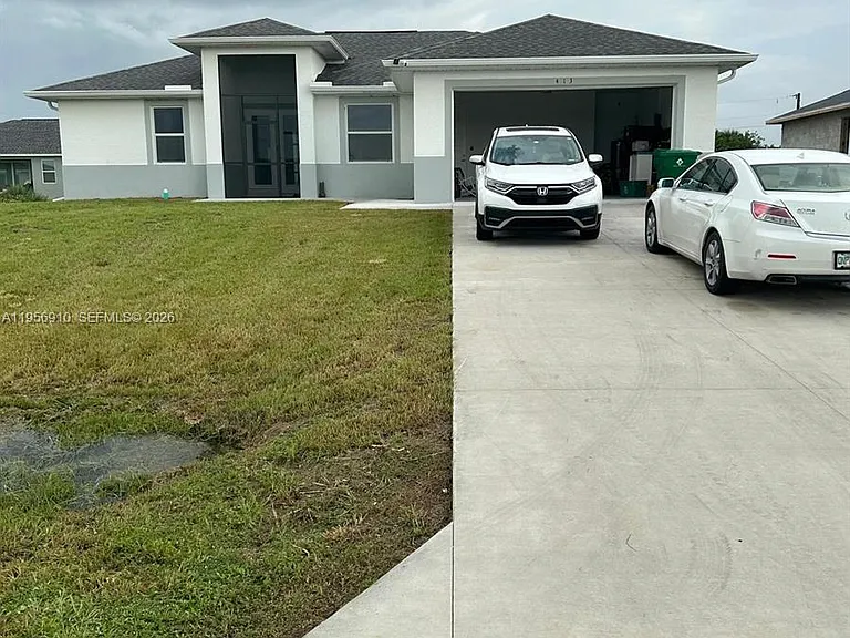 413 Akin Pl — Photo 2