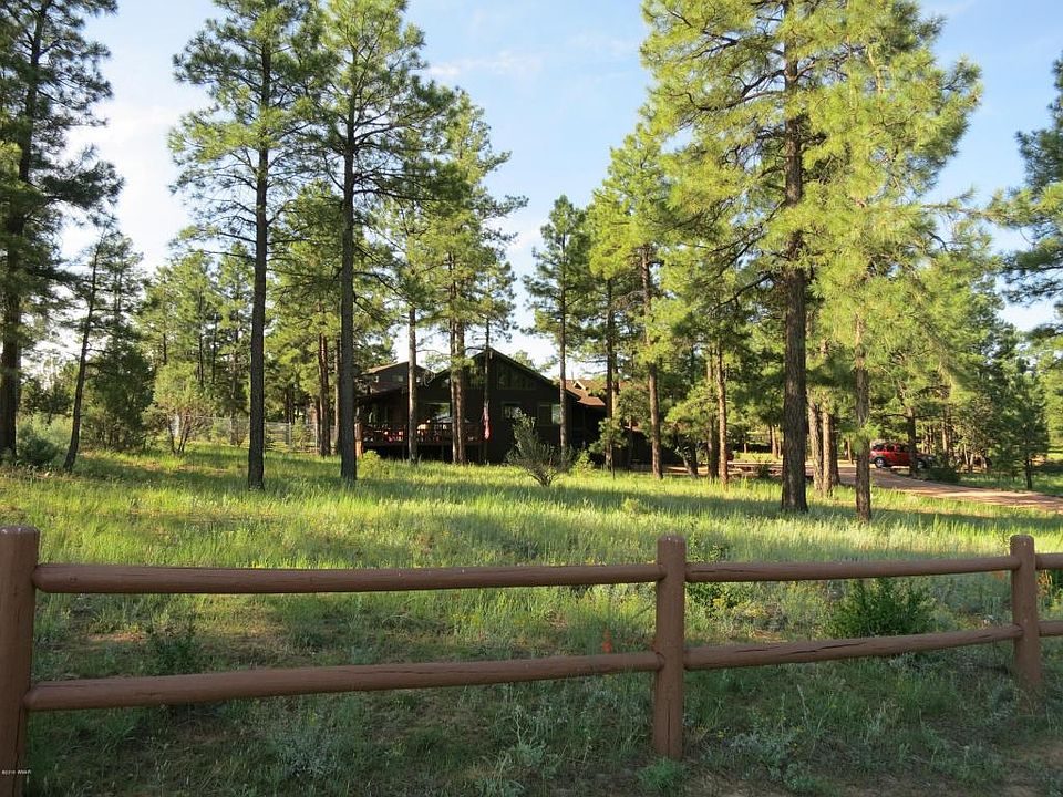 1st image of 2213 Forest Park Dr