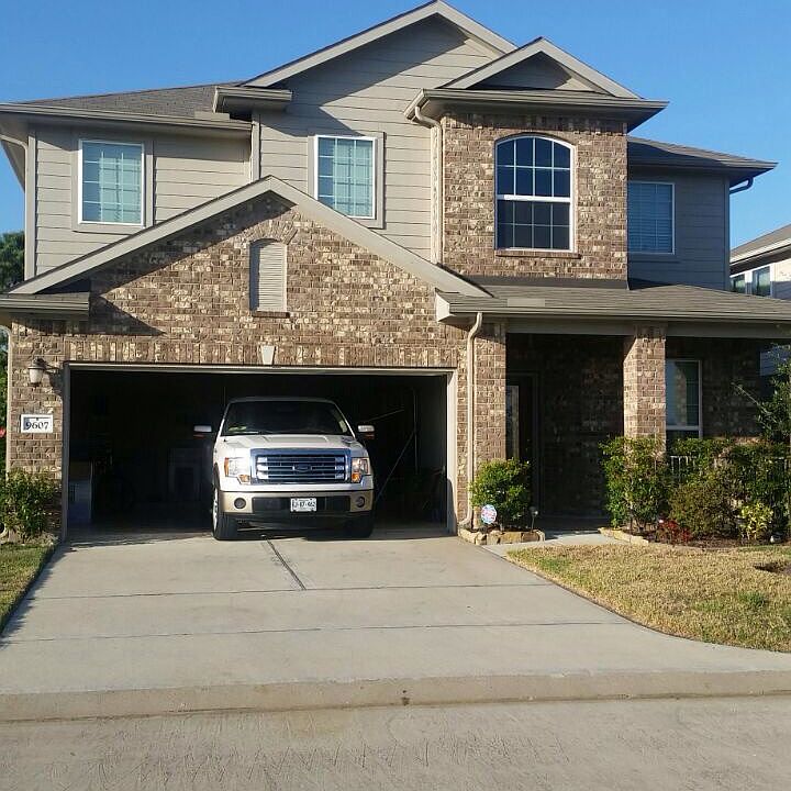 1st image of 9607 Landon Lake Dr