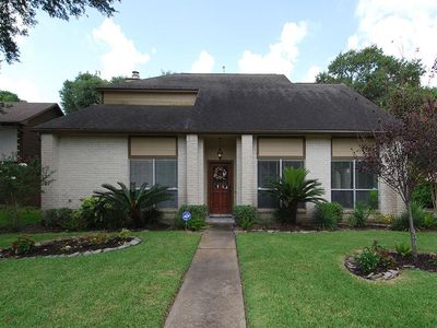 8111 Silent Cedars Dr, Houston, TX, 77095