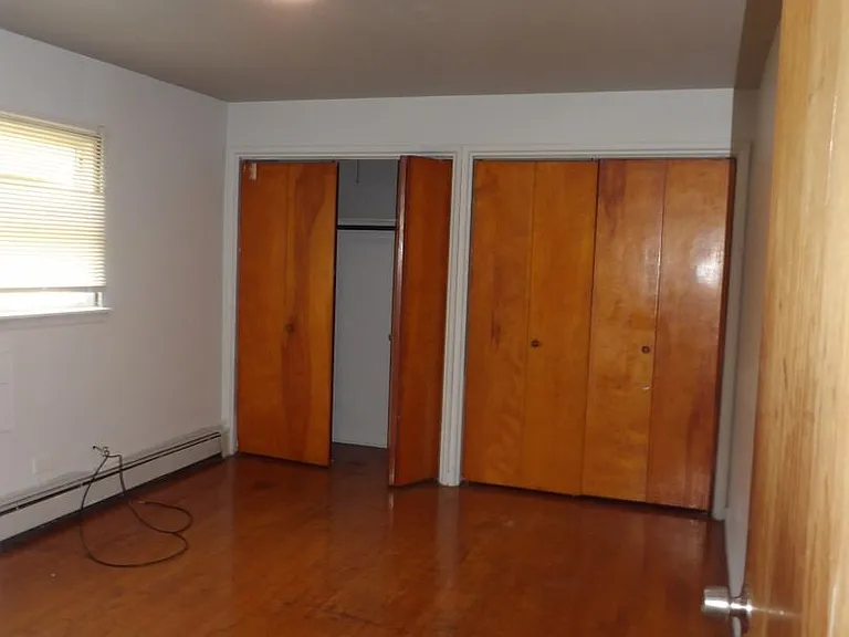 7818-7820 S Shore Dr — Photo 9