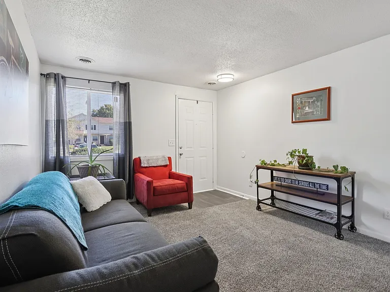 Horizons Apartments — Photo 12