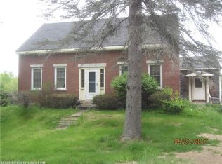 692 Whittier Rd, Farmington, ME 04938