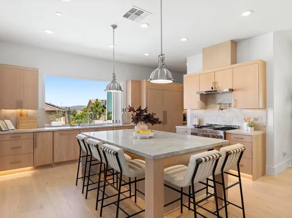 15862 Pomerol Ln, San Diego, CA 92127