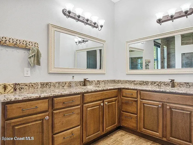 6725 S Tropical Trl — Photo 17