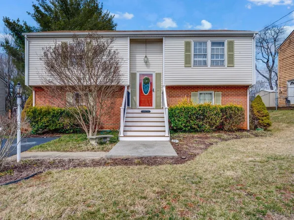 114 Tomahawk Dr, Lynchburg, VA 24502