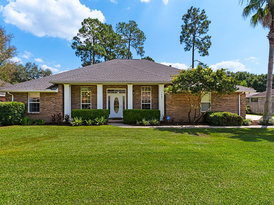 1st image of 1407 Ernest Hemingway Dr