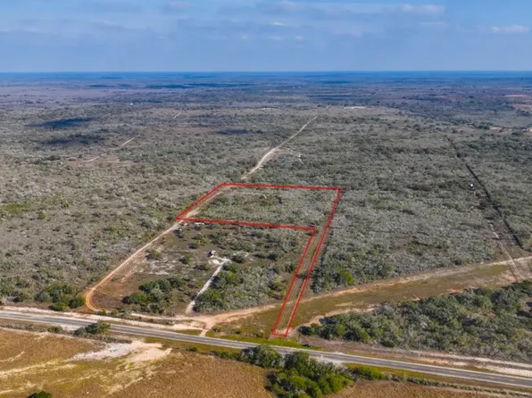 000 Charco Rd, Beeville, TX 78102