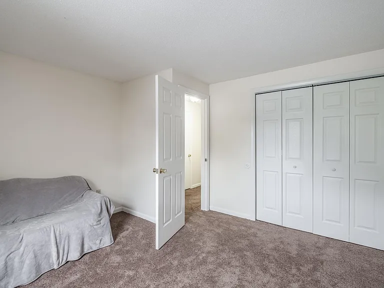 Cedarwoods Apartments — Photo 7