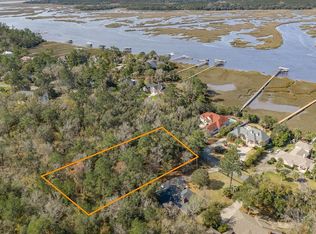 342 Oak Grove Island Dr, Brunswick, GA 31523