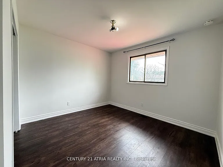 1212 Somerville St — Photo 10