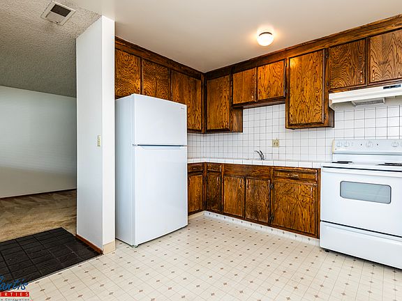 4th image of 3555 Lehigh Dr APT 4