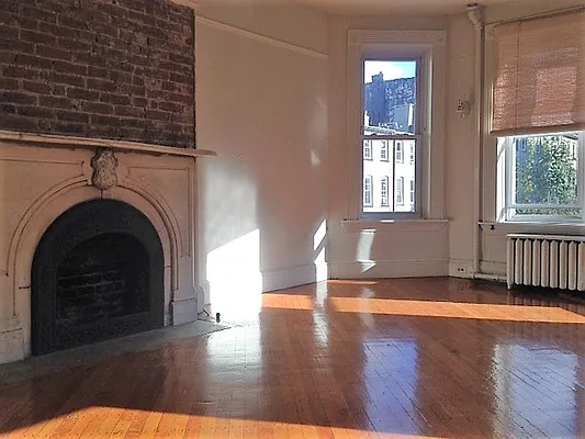 Rented by BLS Realty | media 30