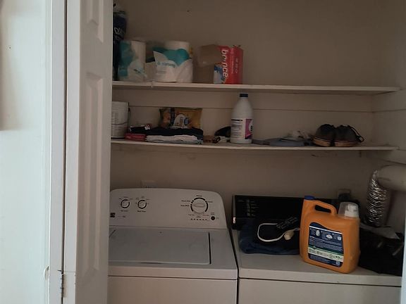 5th image of 245 Deer Creek Dr