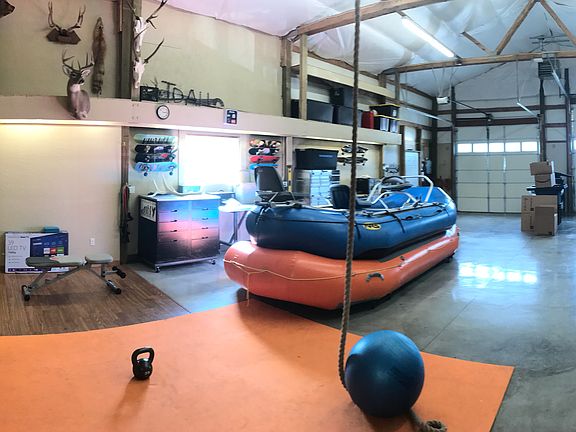 Inside Shop | 4