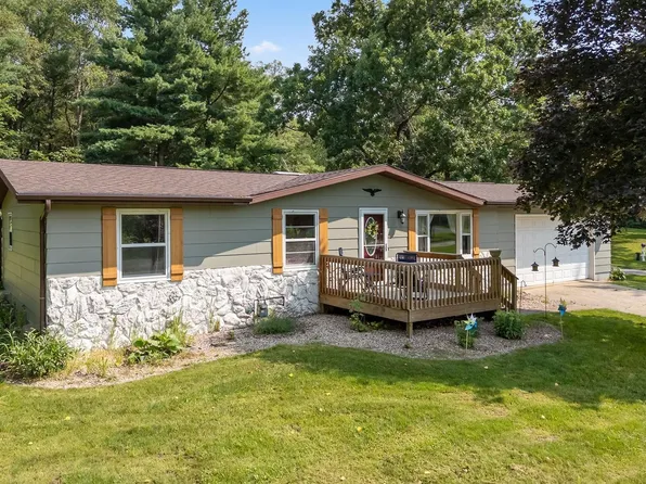 S3273 Lake Virginia Rd, Reedsburg, WI 53959