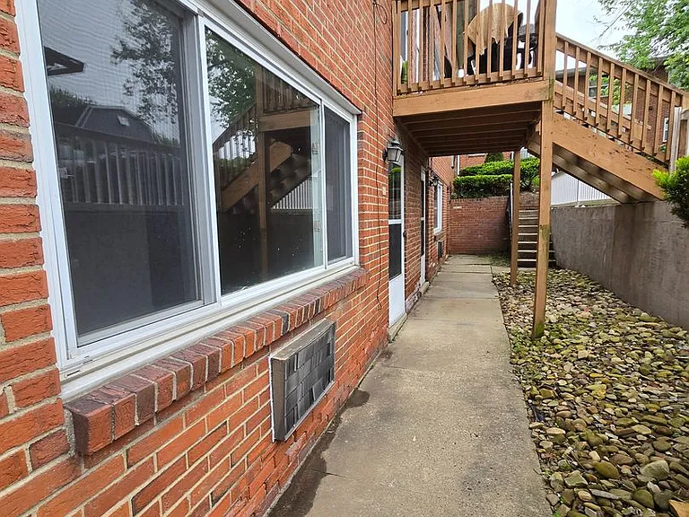 924 Seneca Ct — Photo 19