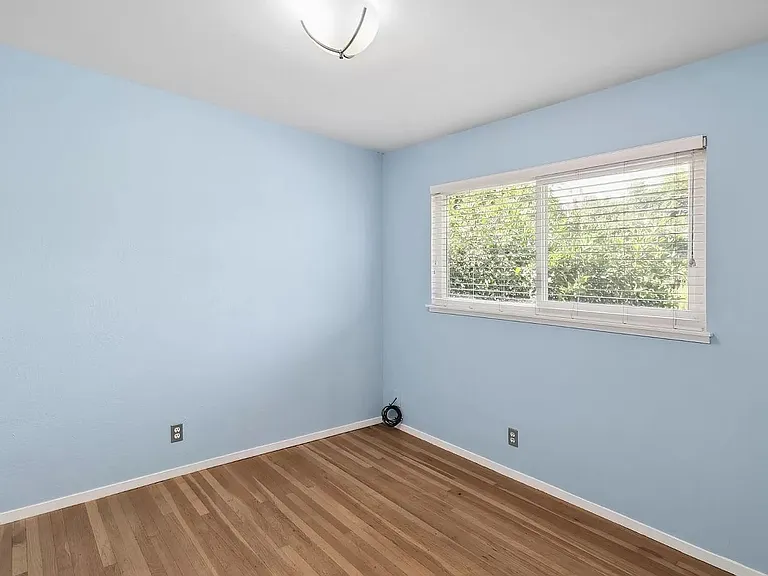9036 New Dawn Dr — Photo 10