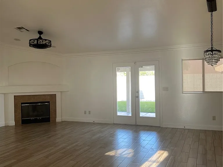 5412 Lavender Ct — Photo 4