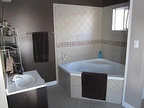 3rd image of 1418 W Main St