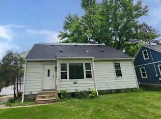 1887 Long Lake Rd, New Brighton, MN 55112