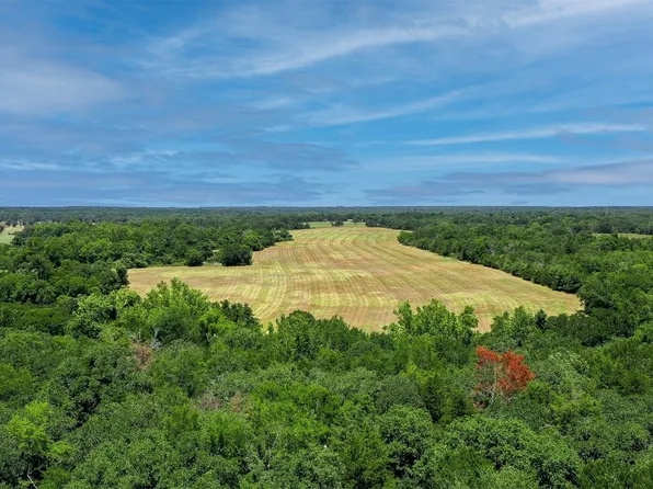 8575 E Farm Rd #485, Cameron, TX 76520