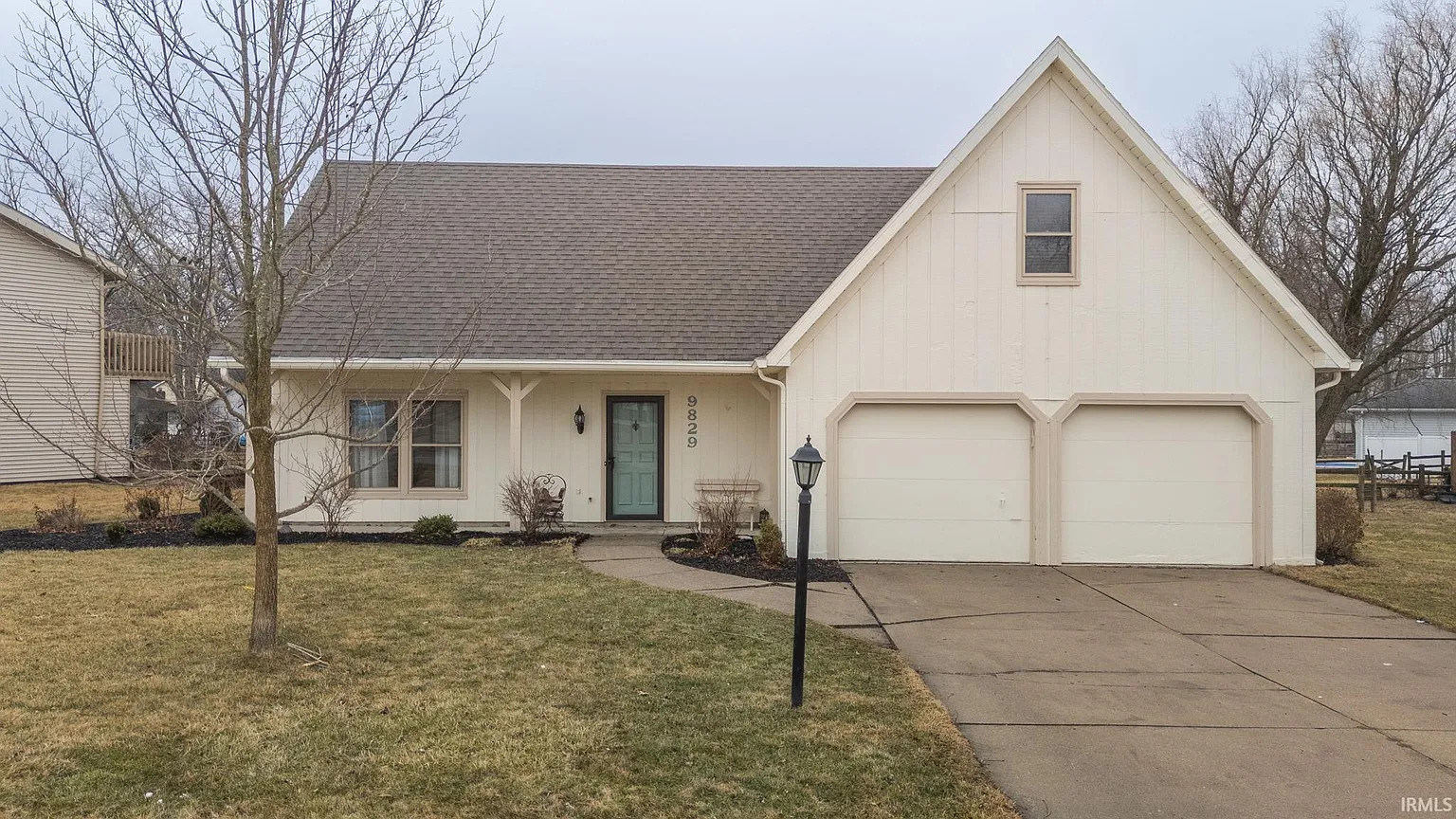 9829 Echo Hill Dr photo 1