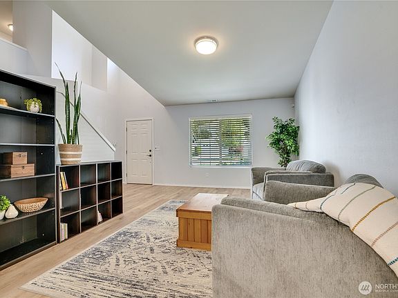 5th image of 20516 86th Avenue Ct E