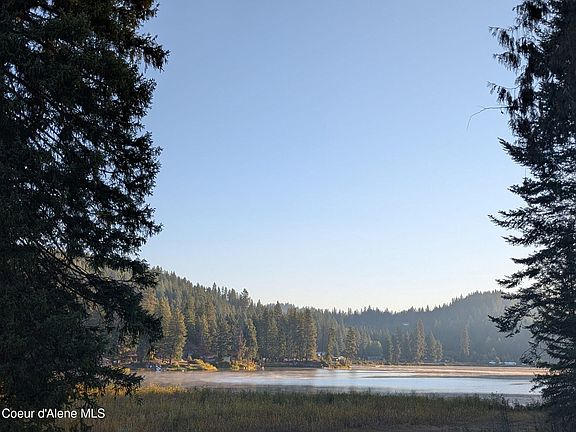 3rd image of 447 S Beaver Lake Rd