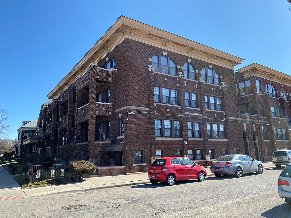1st image of 526 E Kirby St #1