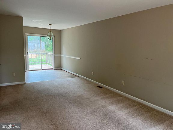 4th image of 12801 Plantation Dr #9
