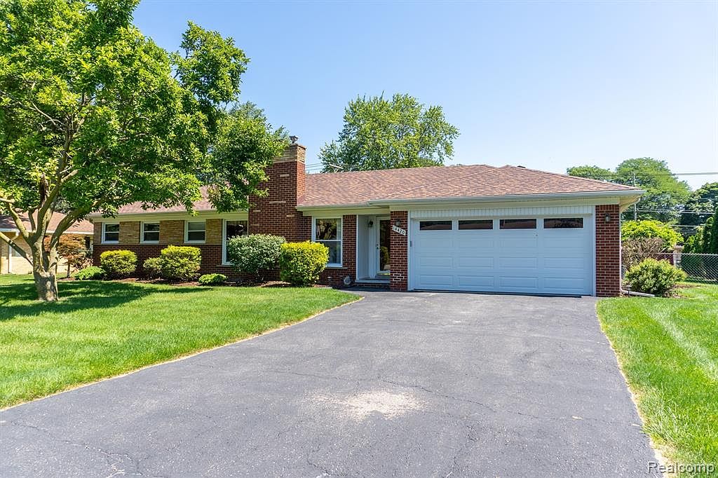 14420 Hillcrest St, Livonia, MI 48154 Zillow