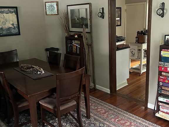 3rd image of 16 Dartmouth St #1