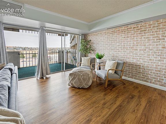 5th image of 411 Lakewood Cir APT A802
