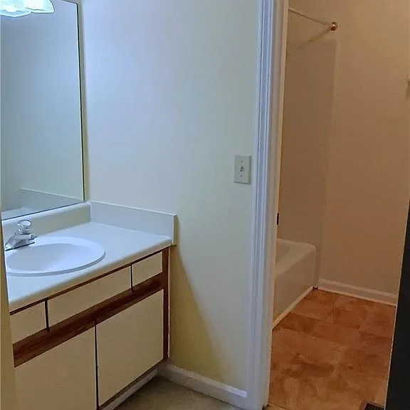 10630 Colony Glen Dr — Photo 12