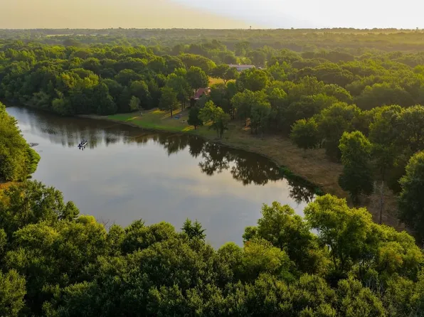 230 County Road 2434, Sulphur Springs, TX 75482