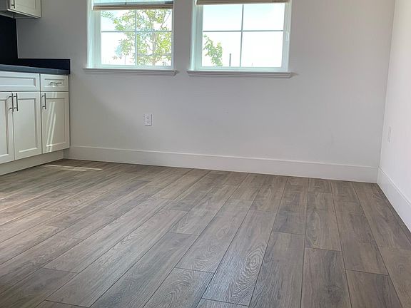 5th image of 2817 Penrose Ln