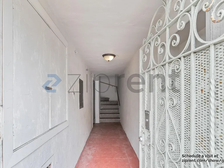 4542 Cabrillo St #A — Photo 4