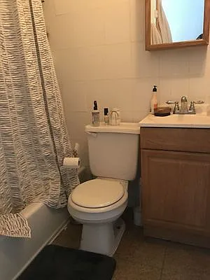 Rented by Aryeh Realty | media 19