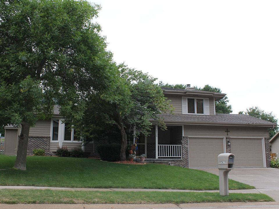 1st image of 4730 N 112th Cir