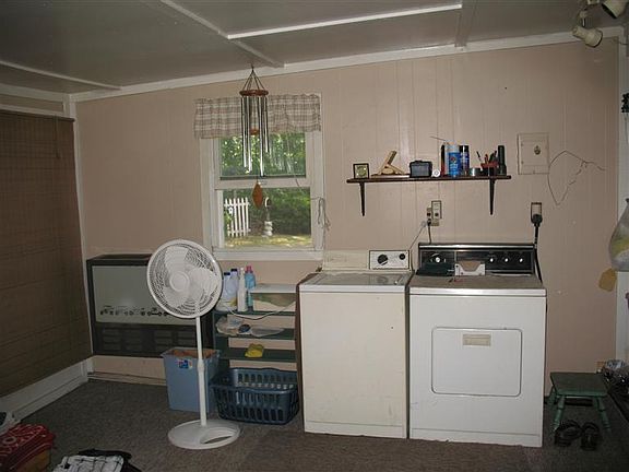 4th image of 156 N Bonnie St