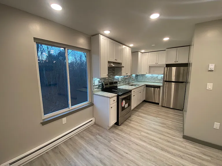 151 Ashford Center Rd #C1 — Photo 7