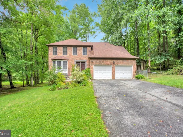 4350 Lady Trisha Ct, Pomfret, MD 20675