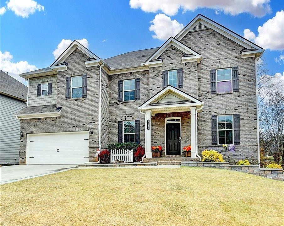 1st image of 5525 Mirror Lake Dr