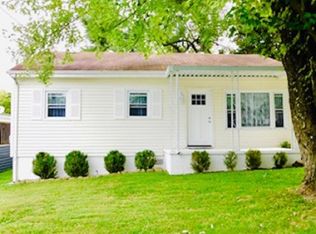 207 Harkleroad Ln, Bristol, TN 37620